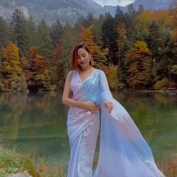 INDIAN PAKISTANI WEDDING DESIGNER SAREE BLOUSE NEW SARI BOLLYWOOD PARTY WEAR - Picture 2 of 6